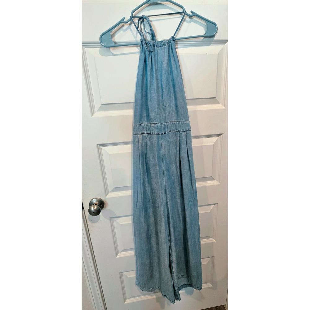 Gianni Bini Jumpsuit Womens M Blue Chambray Boho Halter Wide Leg Coastal Chic